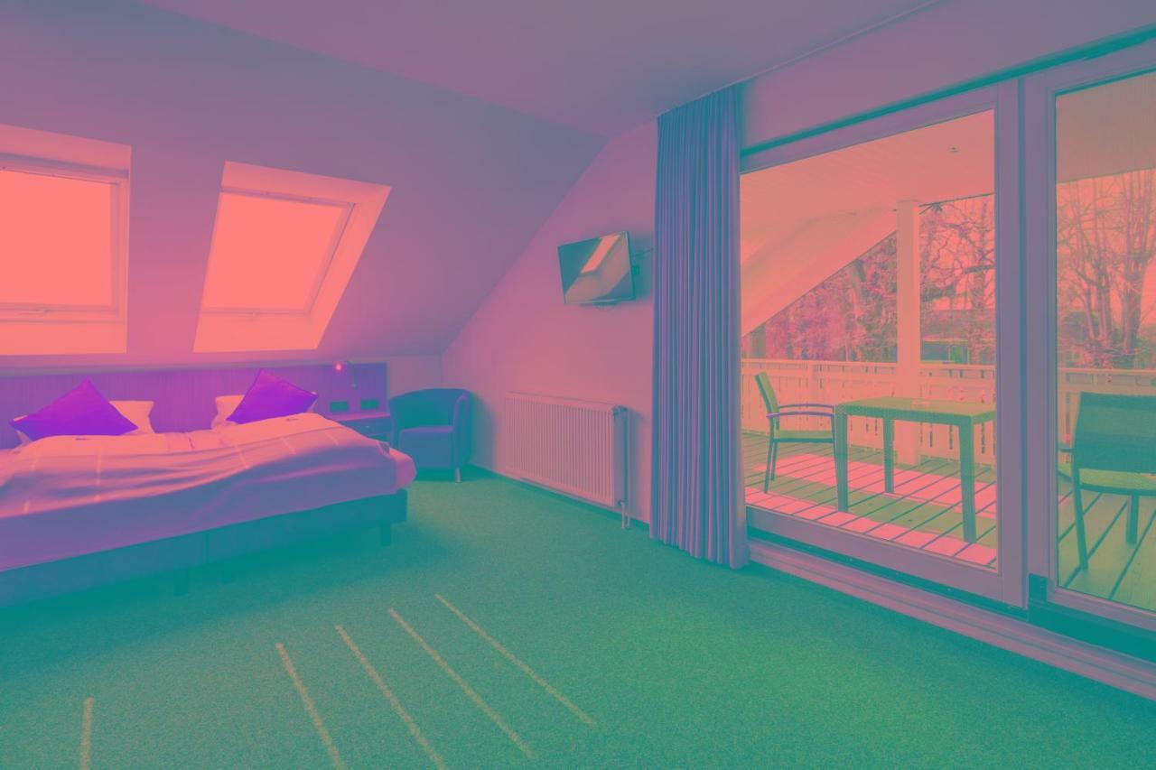 Hellmanns Hotel Bremers Bauerndiele Wiefelstede Dış mekan fotoğraf